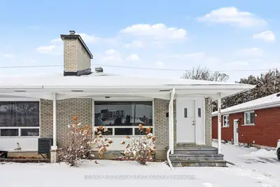 1753 Heron Road, Alta Vista And Area, On K1v 6a2