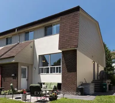 20 A Sonnet Crescent Crescent 135, Bells Corners And South To Fallowfield, On K2h 8w7