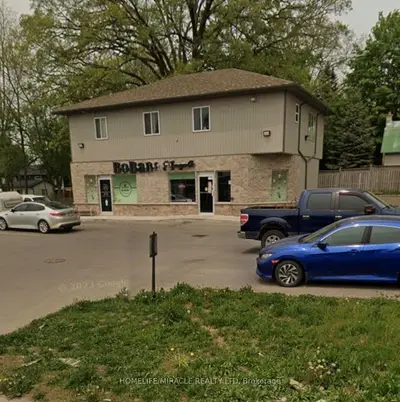 257 Dundas Street, Woodstock, On N4s 1a9