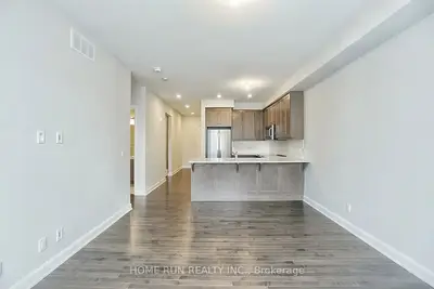 170 BOUNDSTONE Way 203, Kanata, ON K2T 0M8