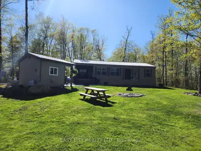 180 Lost Forest Lane, Magnetawan, On P0a 1p0