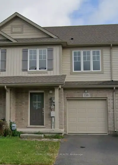 158 Monarch Street, Welland, On L3c 0g6