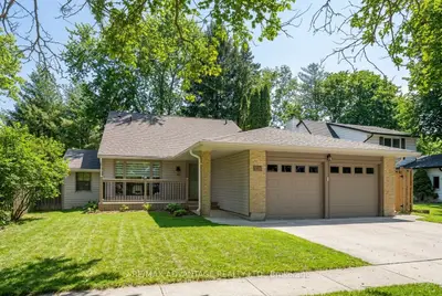 120 Edgehill Crescent, London North, ON N6G 2T4
