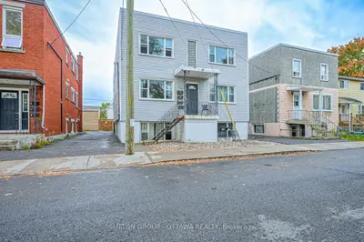 154-156 Dagmar Avenue, Vanier and Kingsview Park, ON K1L 5T2