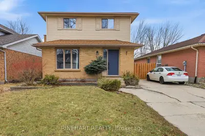 74 Erica Crescent, London South, On N6e 3p5