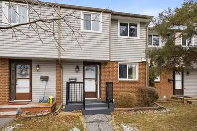 1389 Palmerston Drive 111, Cyrville - Carson Grove - Pineview, ON K1J 8N9