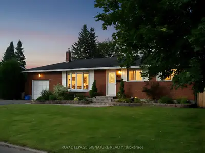 38 Sherry Lane A, South Of Baseline To Knoxdale, On K2g 3l7