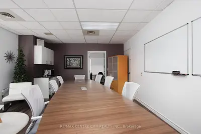 295 Wolfe Street Main, London East, ON N6B 2C4