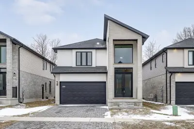 3932 Big Leaf Trail, London South, On N6p 0k1