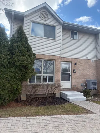 35 Waterman Avenue 33, London South, On N6c 5t3