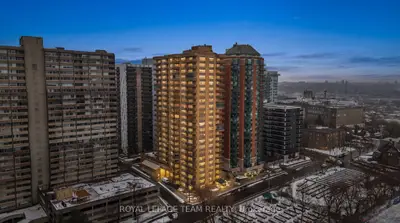 556 Laurier Avenue W 1207, Ottawa Centre, On K1r 7x2