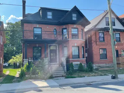 66 Wellington Street S Lower, Hamilton, On L8n 2r1