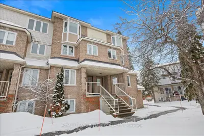 223 Briston Private, Hunt Club - South Keys and Area, ON K1G 5R5