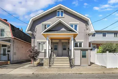 15 Marier Avenue A, Vanier and Kingsview Park, ON K1L 5S6