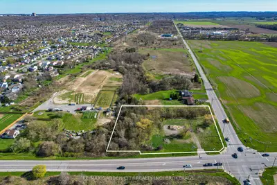 381 St. Paul Street W, St. Catharines, On L2r 3n1