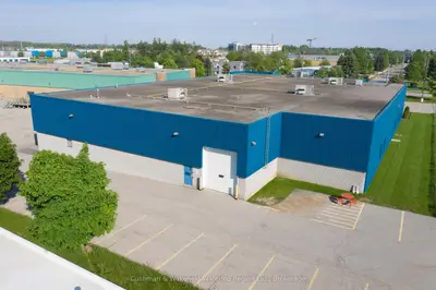 216 Bathurst Drive, Waterloo, On N2v 2l7