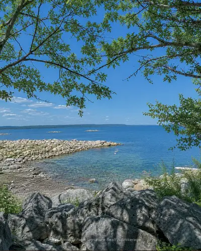 129 Sunset Boulevard, Blue Mountains, On N0h 2p0