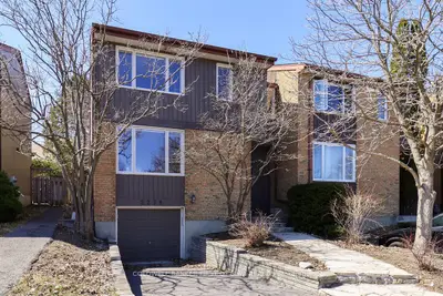 2778 Springland Drive, Billings Bridge - Riverside Park and Area, ON K1V 6M4