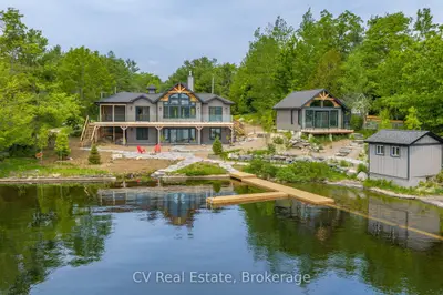 1111 Lakeshore Drive, Gravenhurst, On P1p 1r2