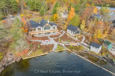 1111 Lakeshore Drive, Gravenhurst, On P1p 1r2