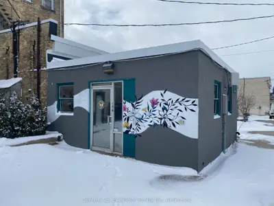 162 Main Street S Unit 3, Wellington North, On N0g 2l0