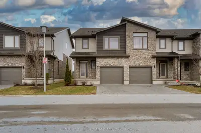 1960 Dalmagarry Road 139, London North, On N6g 0a6