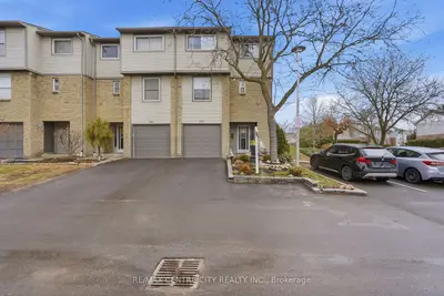 159 Deveron Crescent 44, London South, On N5z 4j7
