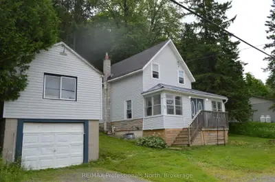72 Bobcaygeon Road, Minden Hills, On K0m 2k0