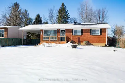 456 Dominion Street S, North Glengarry, ON K0C 1A0