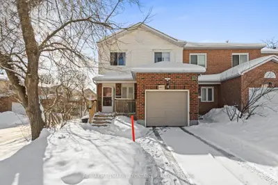 1802 Turnberry Road, Orleans - Cumberland and Area, ON K1E 3V1