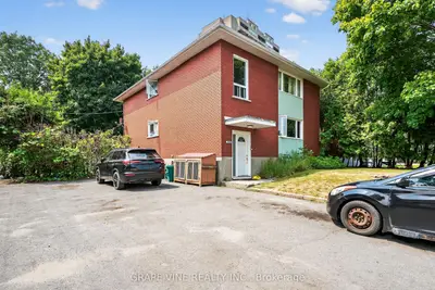 1098 Clyde Avenue, Belair Park - Copeland Park And Area, On K2c 1y2