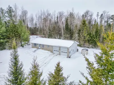 1747 Corbeil Road, East Ferris, ON P0H 1K0