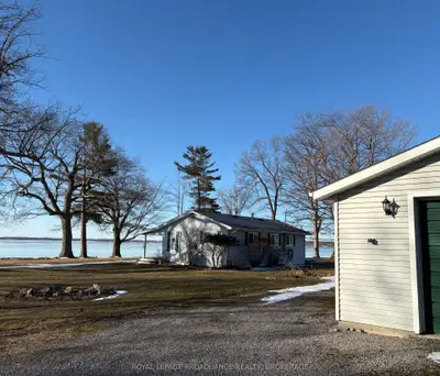 27 Berry Lane, Frontenac Islands, ON K0H 2Y0