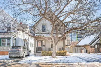 181 LEBRETON Street N, West Centre Town, ON K1R 7H7