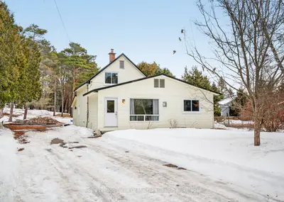 11 Silver Street, Huntsville, On P1h 1m2
