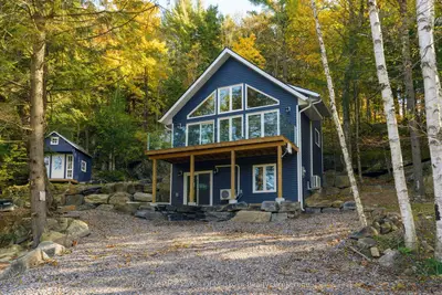 1361 Rosseau Lake 2 Road, Muskoka Lakes, On P0b 1m0