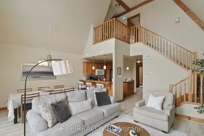 170 Snowbridge Way 222, Blue Mountains, On L9y 3z2