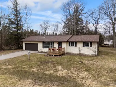 314 Tyendinaga Road, Huron-kinloss, On N0g 2r0