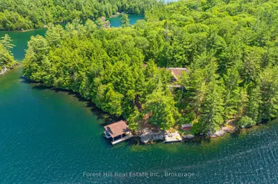 1 SL 19 ROBERTS Island, Muskoka Lakes, ON P0B 1M0