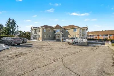 32 De La Croisee Street Unit 204, Russell, On K0a 1w0