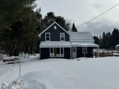 42 King William Street, Kearney, ON P0A 1M0