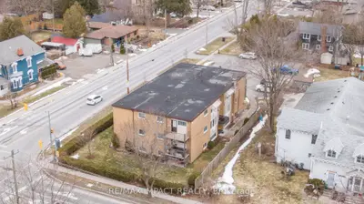 242 D'arcy Street S 11, Cobourg, On K9a 4a3