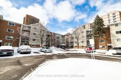 250 Brittany Drive 105, Manor Park - Cardinal Glen And Area, On K1k 4m1
