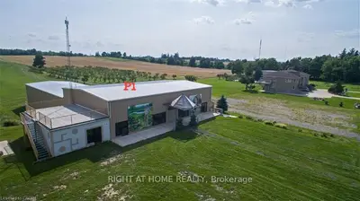 568 Ridge Road, Hamilton, On L8j 2y6