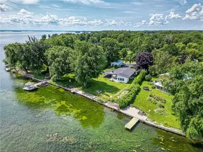 20586 Old Montreal Road, South Glengarry, On K0c 2c0