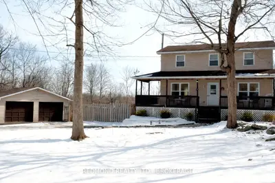 435 County 2 Road, Front Of Leeds & Seeleys Bay, On K7g 2v4