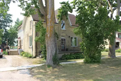 30 King Street N, South Huron, On N0m 1m0