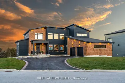 101 Sladden Court, Blue Mountains, On N0h 2p0