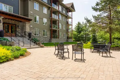 391b Manitoba Street 103, Bracebridge, On P1l 0b5