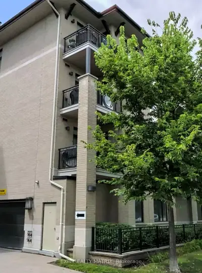 808 Bronson Avenue 218, Dows Lake - Civic Hospital and Area, ON K1S 5A4